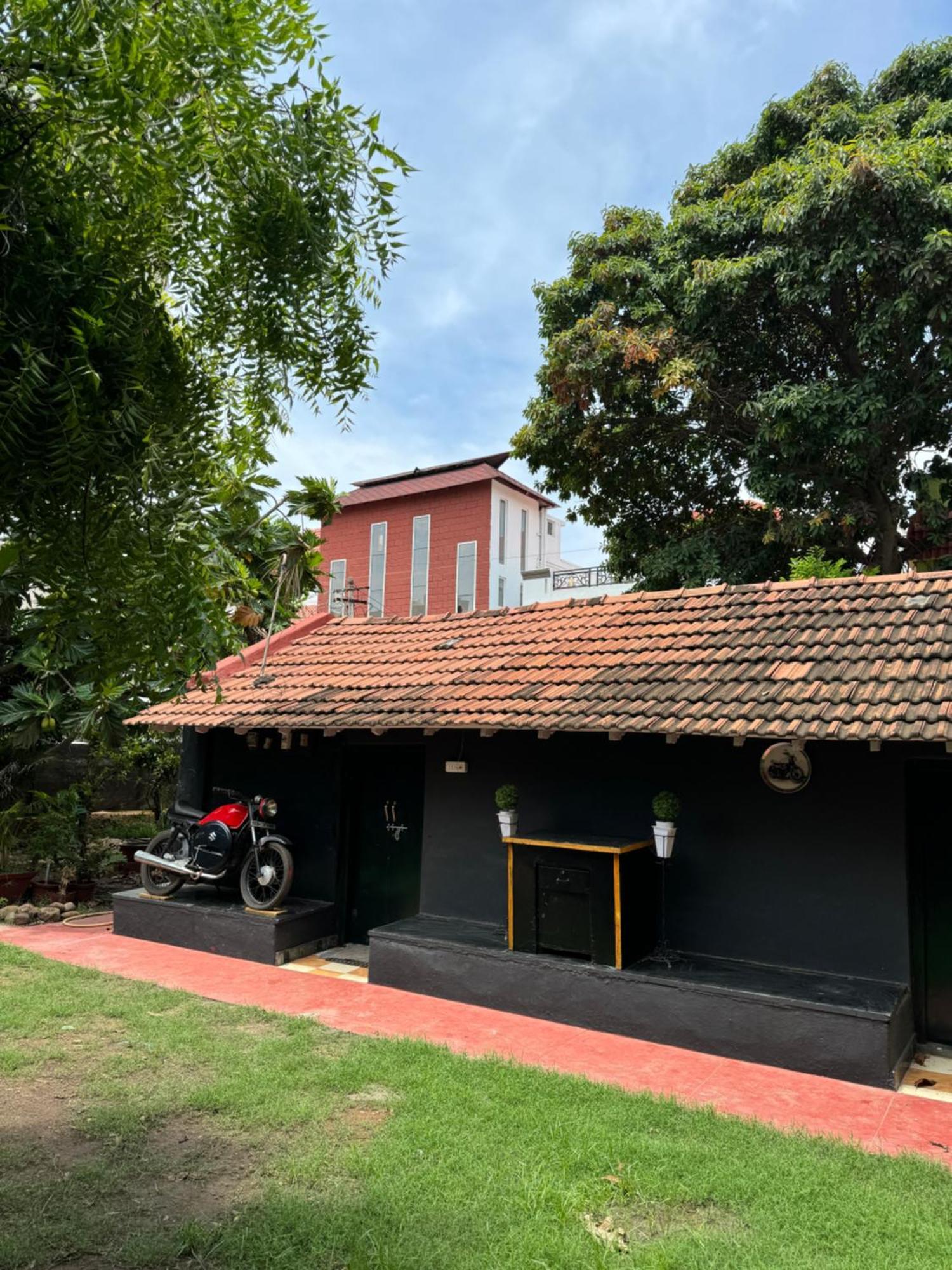 Hotel The Lazy Palm Shack Coimbatore Zewnętrze zdjęcie